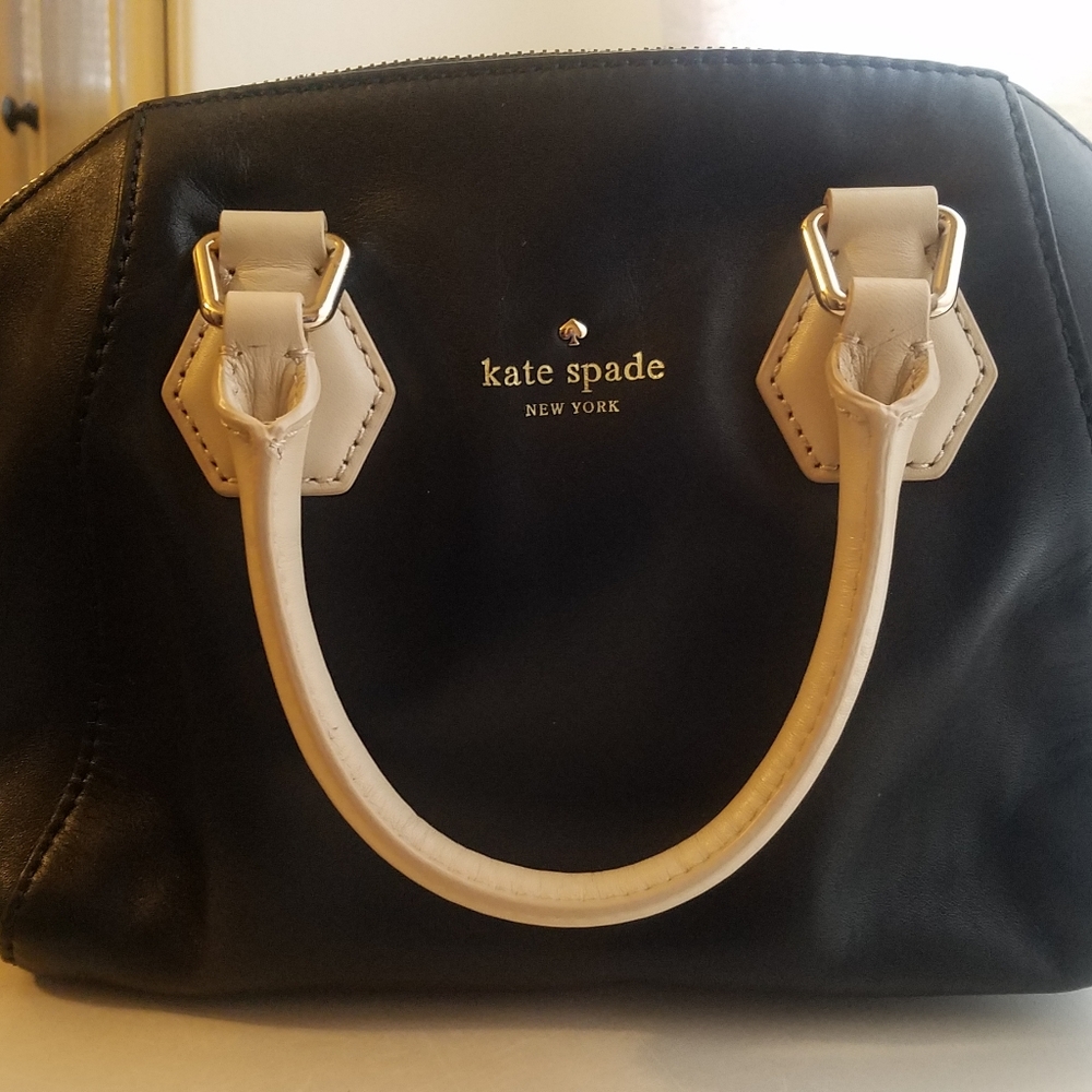 Black Kate Spade Purse